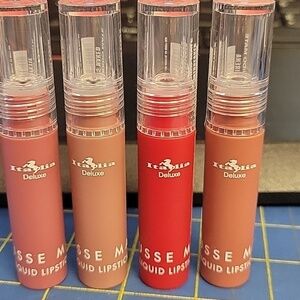 Italia Deluxe Mousse Matte Liquid Lipsticks Set of 4